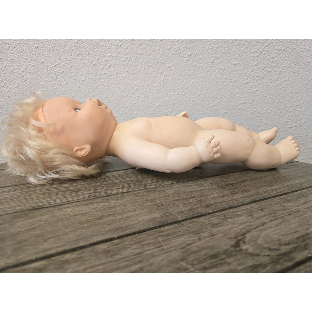 Vintage 1973 Kenner Original Baby Alive 16" Vinyl Doll Blue Eyes NOT WORKING - Picture 3 of 15